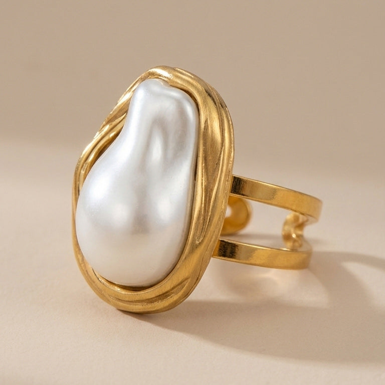 Sculpted Pearl Aura Ring